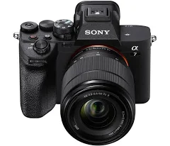 Appareil photo hybride Sony Alpha 7 IV + 28-70/3.5-5.6 OSS II
