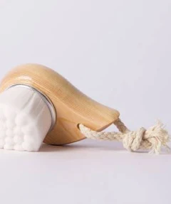 Brosse Nettoyante Visage douce à associer à un démaquillant