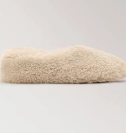 MANGO Chaussons en laine à poils longs