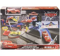 Piste Crash et Cascades Cars